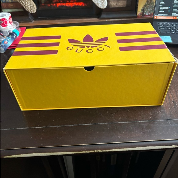 Adidas x GUCCI slides - Picture 6 of 7